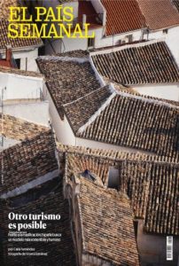 El País Semanal núm. 2546, Otro turismo es posible